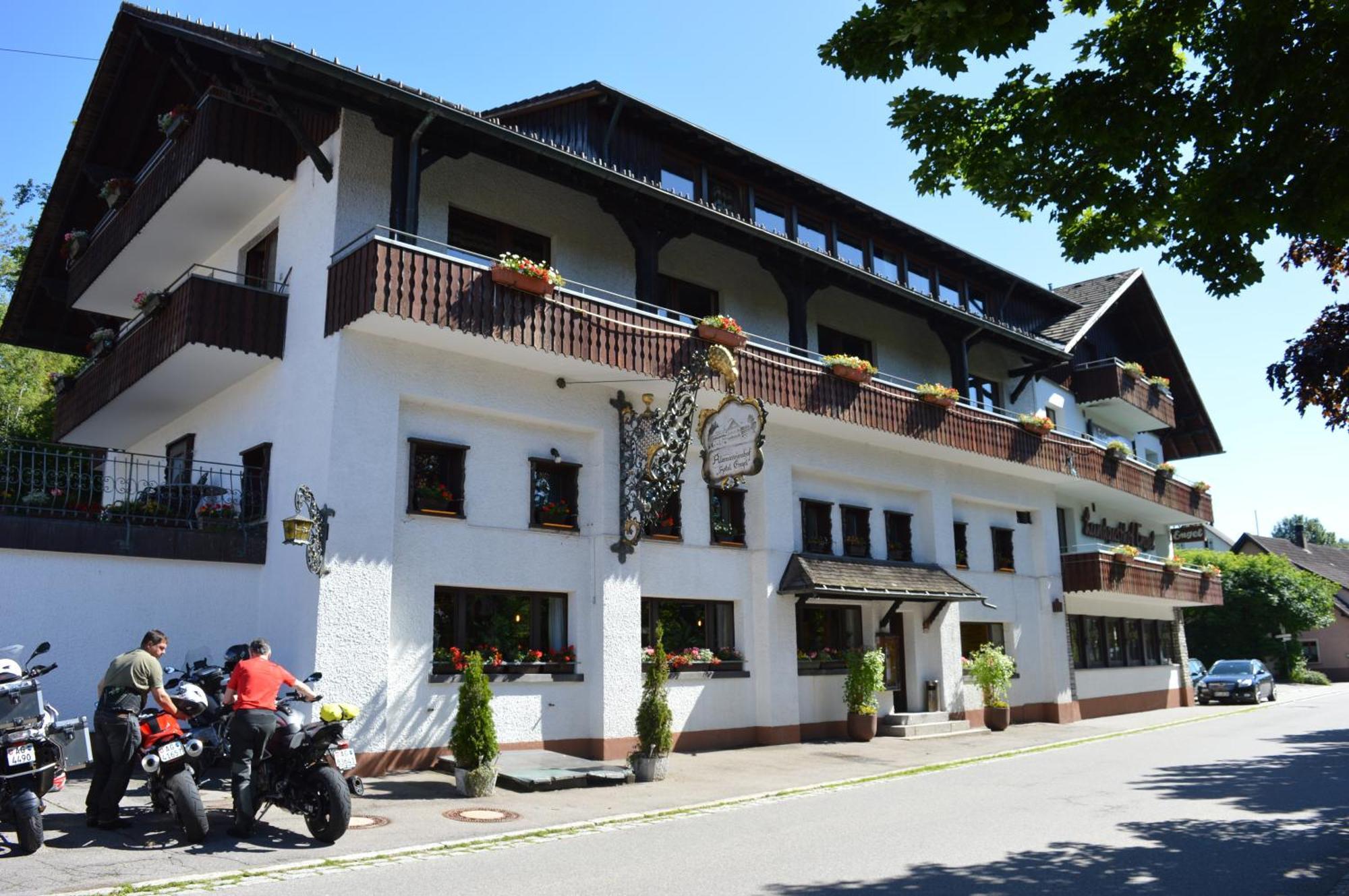 Alemannenhof Hotel Engel Rickenbach  Exterior photo